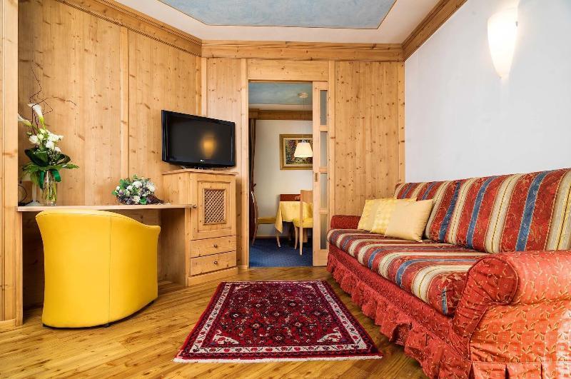 Leading Relax Hotel Maria Moena Extérieur photo